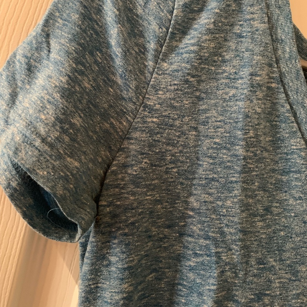 👕 2 FOR $10 👕 - Picture 2 of 6